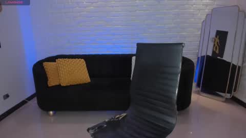 Snapshot of mararicci chatting on 18, 2, 2025 MARA online show from 18, 2, 2025