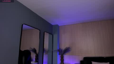 Snapshot of mararicci chatting on 11, 9, 2025 MARA online show from 11, 9, 2025