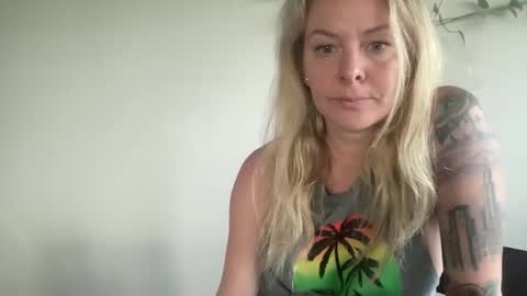 Snapshot of marasecrets chatting on 8, 6, 2026 marasecrets online show from 8, 6, 2026