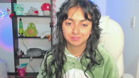 Snapshot of marcelinegh chatting on 2, 2, 2025 Marceline online show from 2, 2, 2025