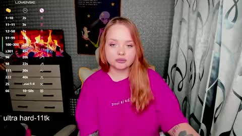 Snapshot of marcelinepeach chatting on 29, 5, 2026 Sara online show from 29, 5, 2026