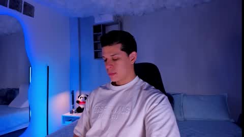 Marco Sullivan online show from 28, 10, 2025