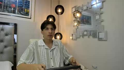 Snapshot of marcoviolet chatting on 4, 6, 2026 marcoviolet online show from 4, 6, 2026