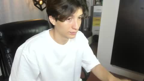 Snapshot of marcoviolet chatting on 2, 7, 2026 marcoviolet online show from 2, 7, 2026