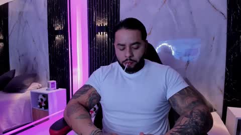 Snapshot of marcus_fit1 chatting on 14, 10, 2025 Marcus online show from 14, 10, 2025