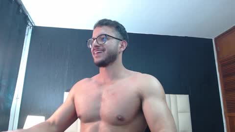 Snapshot of marcus_lafourt chatting on 19, 12, 2024 marcus_lafourt online show from 19, 12, 2024