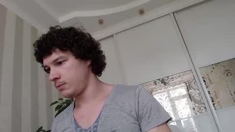 Dorian Salazar online show from 19, 4, 2026