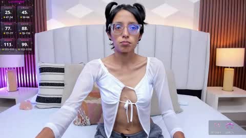 Aitana online show from 25, 11, 2025