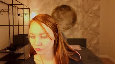 Margo Kellly online show from 29, 4, 2026