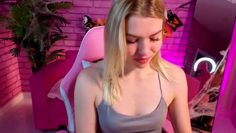 margo_robbbie online show from 25, 10, 2025