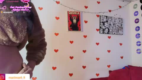 Snapshot of mari_mar69 chatting on 22, 5, 2026 mari_mar69 online show from 22, 5, 2026