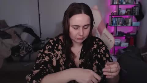 mari moore online show from 2, 3, 2026