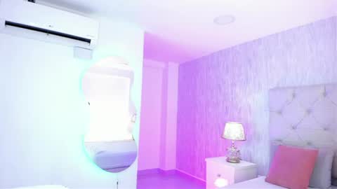 Snapshot of maria_angel01 chatting on 19, 6, 2026 Maria Angel online show from 19, 6, 2026