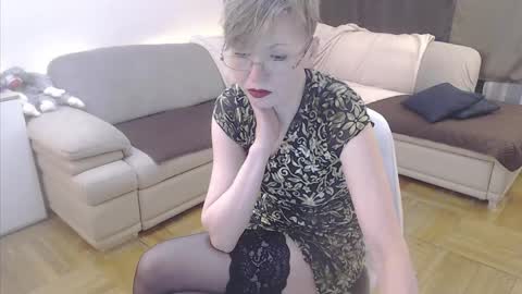 Mari online show from 10, 4, 2026