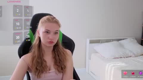 Snapshot of maria_plaudice chatting on 3, 7, 2026 maria online show from 3, 7, 2026
