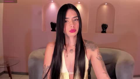 MARIA HERRERA  online show from 22, 12, 2025