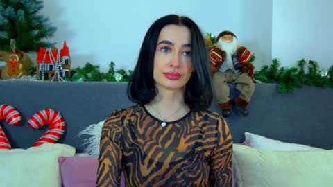 Snapshot of mariamenson chatting on 13, 1, 2025 MariaMenson online show from 13, 1, 2025