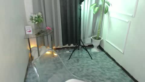 Snapshot of mariamercedesxxx chatting on 6, 2, 2025 maria online show from 6, 2, 2025