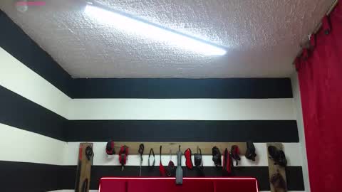 Marian online show from 23, 10, 2025