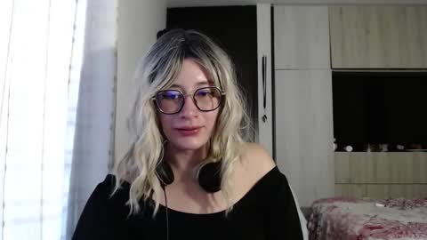 Mariana online show from 22, 9, 2025