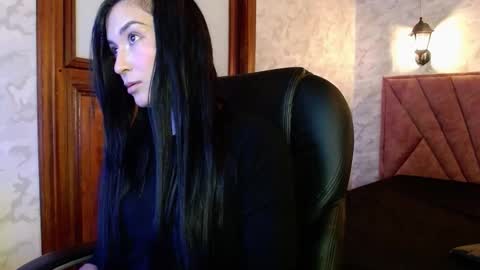 Mariana online show from 14, 12, 2025