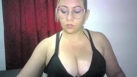 Snapshot of mariana995649 chatting on 29, 5, 2026 mariana995649 online show from 29, 5, 2026