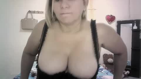 Snapshot of mariana995649 chatting on 16, 7, 2026 mariana995649 online show from 16, 7, 2026
