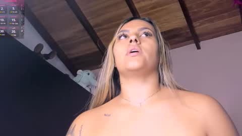 Snapshot of mariana__roe chatting on 18, 2, 2025 Mariana Roe online show from 18, 2, 2025