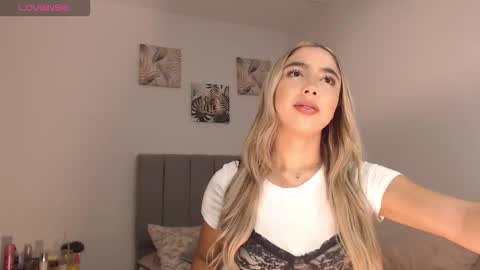 Mariana online show from 28, 3, 2026