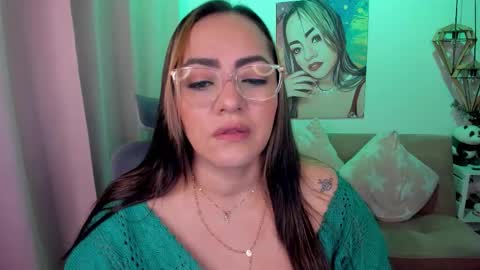 Snapshot of marianalopez81 chatting on 9, 3, 2026 Mariana Lopez online show from 9, 3, 2026