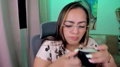 Snapshot of marianalopez81 chatting on 16, 3, 2026 Mariana Lopez online show from 16, 3, 2026