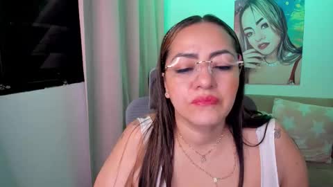 Snapshot of marianalopez81 chatting on 17, 3, 2026 Mariana Lopez online show from 17, 3, 2026