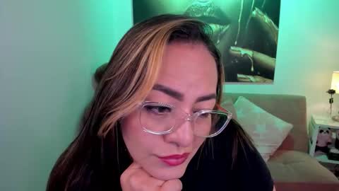 Snapshot of marianalopez81 chatting on 26, 3, 2026 Mariana Lopez online show from 26, 3, 2026