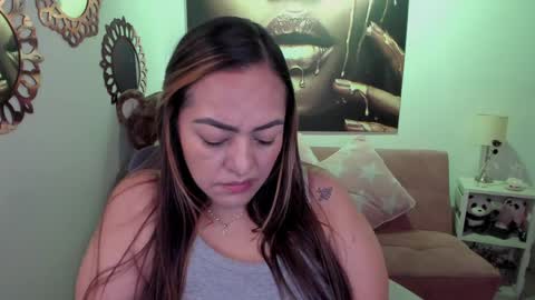 Snapshot of marianalopez81 chatting on 25, 4, 2026 Mariana Lopez online show from 25, 4, 2026