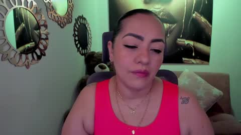 Snapshot of marianalopez81 chatting on 14, 5, 2026 Mariana Lopez online show from 14, 5, 2026