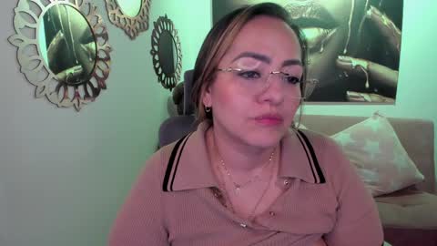 Snapshot of marianalopez81 chatting on 23, 5, 2026 Mariana Lopez online show from 23, 5, 2026