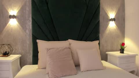 Snapshot of marianasanz chatting on 3, 12, 2024 Mariana online show from 3, 12, 2024