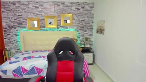 Snapshot of marianaxxx__ chatting on 6, 12, 2024 Mariana online show from 6, 12, 2024