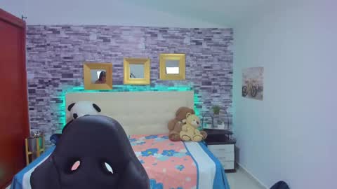 Snapshot of marianaxxx__ chatting on 17, 12, 2024 Mariana online show from 17, 12, 2024