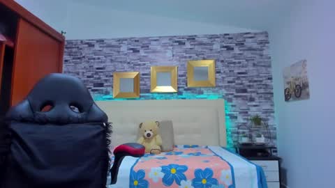 Snapshot of marianaxxx__ chatting on 28, 1, 2025 Mariana online show from 28, 1, 2025