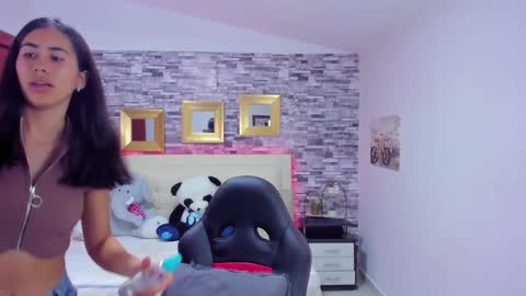 Snapshot of marianaxxx__ chatting on 10, 3, 2025 Mariana online show from 10, 3, 2025
