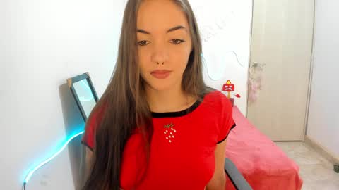 Snapshot of mariangel_3 chatting on 13, 2, 2025 Mariangel online show from 13, 2, 2025
