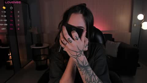 Marianne  online show from 13, 4, 2026