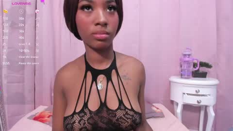 Snapshot of marianrosse chatting on 25, 4, 2026 marianrosse online show from 25, 4, 2026