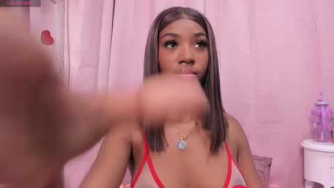 Snapshot of marianrosse chatting on 26, 4, 2026 marianrosse online show from 26, 4, 2026