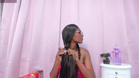 Snapshot of marianrosse chatting on 20, 5, 2026 marianrosse online show from 20, 5, 2026