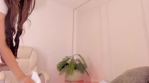 Maria Pettit online show from 30, 3, 2026