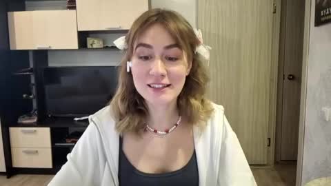 Elianor online show from 8, 4, 2026