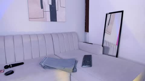 Snapshot of marie_bass chatting on 7, 5, 2026 marie_bass online show from 7, 5, 2026