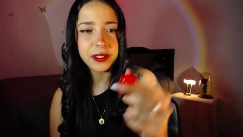 Snapshot of marie_daved chatting on 17, 12, 2024 Nicolle online show from 17, 12, 2024